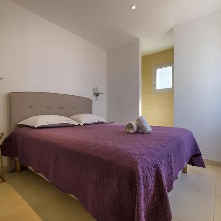 Les Pins De Santa Giulia 펜션 포르토베쉬오