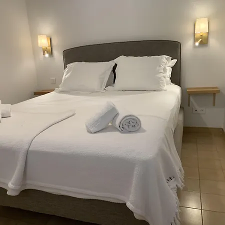 Les Pins De Santa Giulia