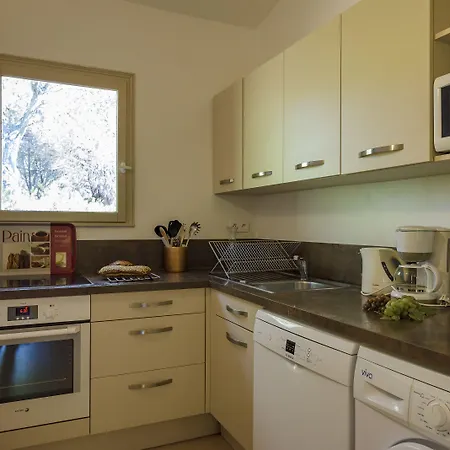 Les Pins De Santa Giulia 펜션 *