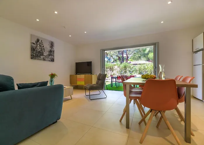 Holiday home Les Pins De Santa Giulia