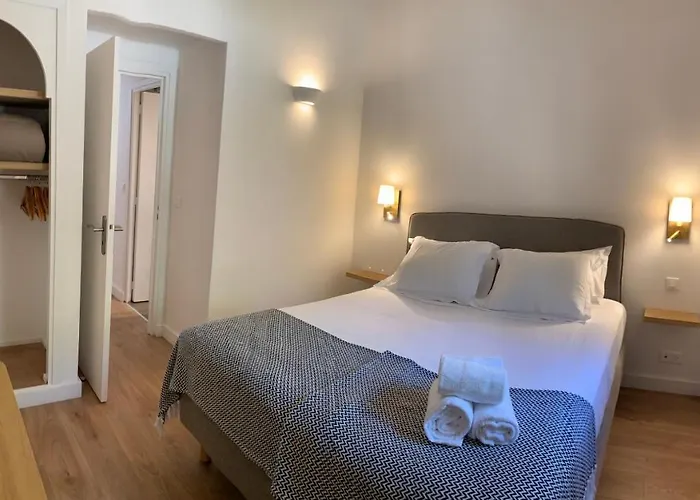 Les Pins De Santa Giulia * بورتو فيكشْيو