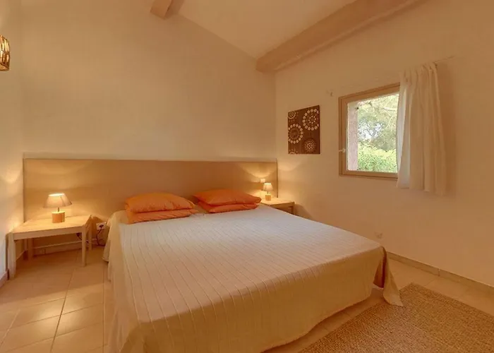 Holiday home Les Pins De Santa Giulia