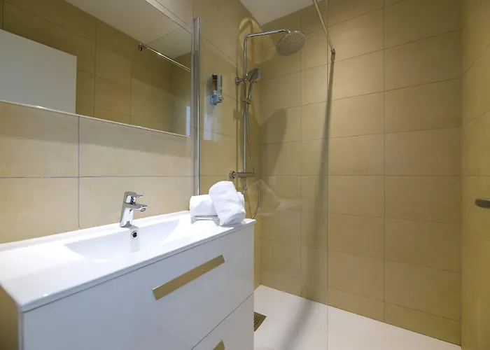 Les Pins De Santa Giulia *